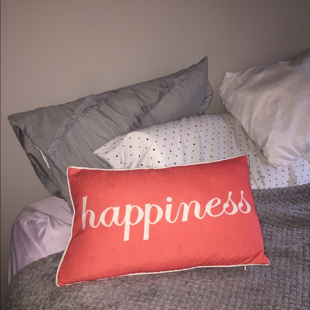 THRO brand goose feather pillow